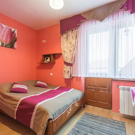 Stachoniowka 2 Rum i privatbostad